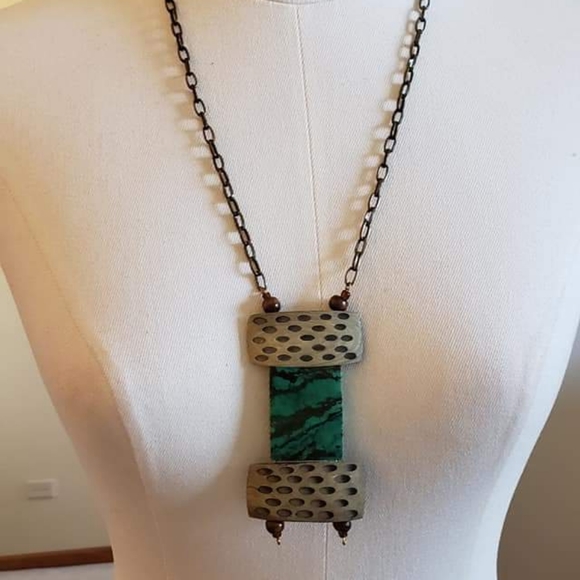 One of a Kind Statement Necklace - Picture 1 of 3